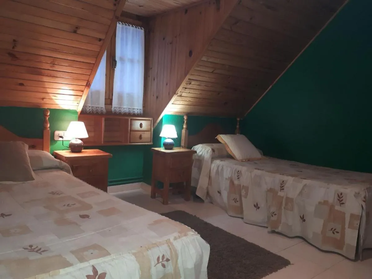 Alojamiento Rural Ostau Era Nheuada Guest House Aubert