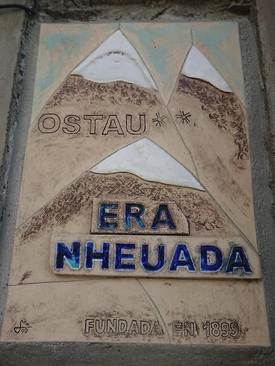 Alojamiento Rural Ostau Era Nheuada Aubert 2*,