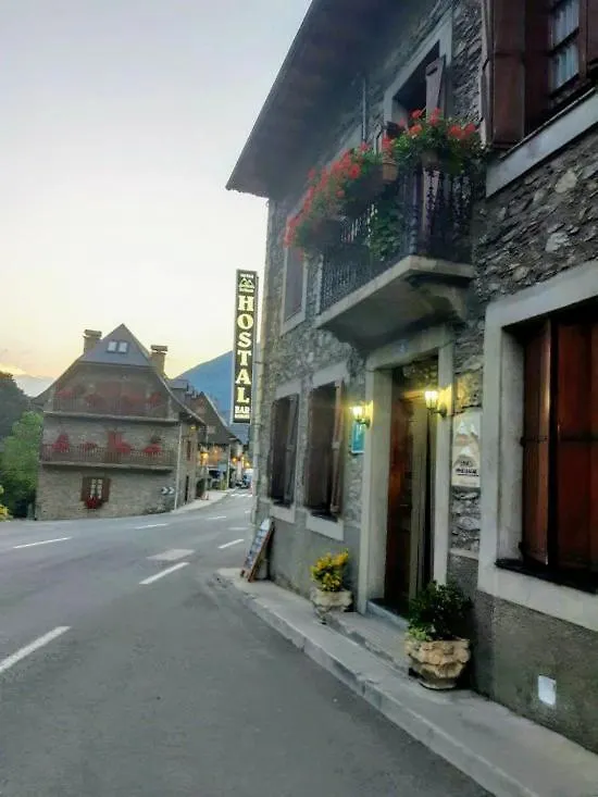 Alojamiento Rural Ostau Era Nheuada Guest House Aubert